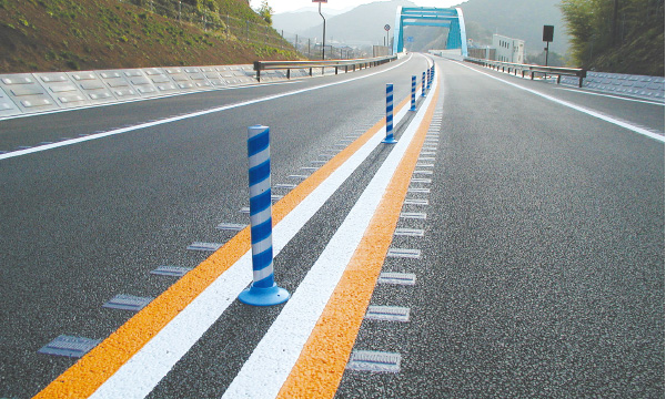 Pintarrayas para caminos y carreteras